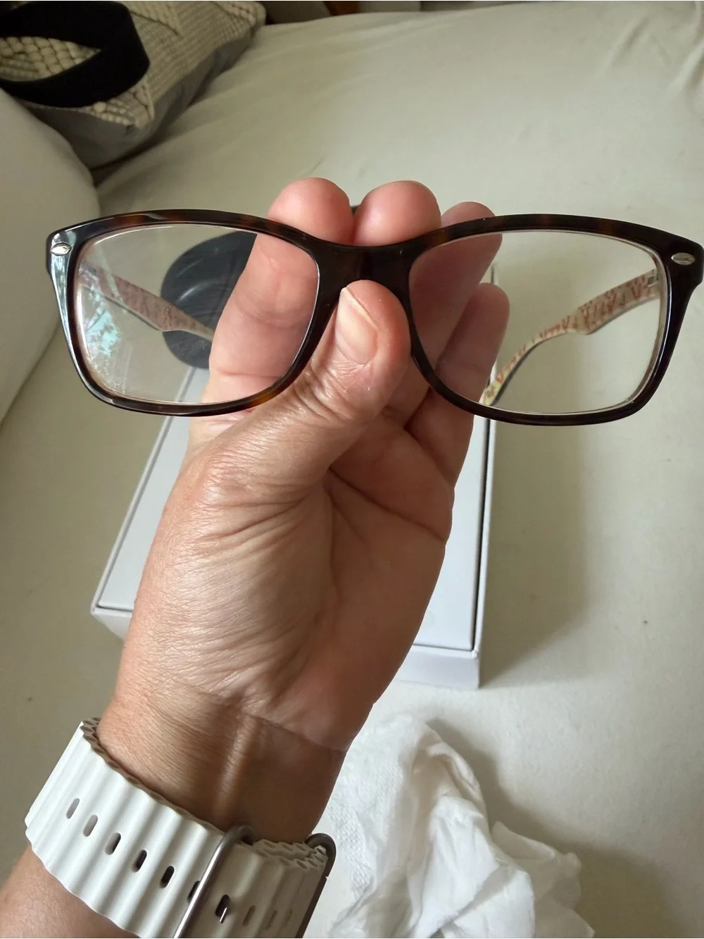 Ray-Ban Tortoiseshell Frames with Cream Patterned Temples